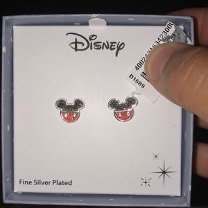 DISNEY GIRLS  NEW MICKEY MOUSE EARRINGS! BLACK AND RED! FINE SLIVER PLATED.